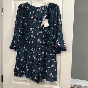 Blue floral romper - L